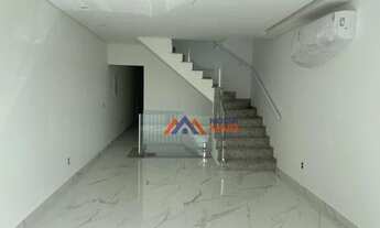 Imagem 7: Casa duplex de 4 dormitórios na Ponta da Praia com piscina e churrasqueira