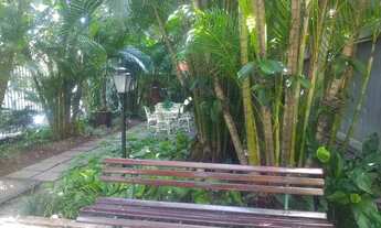 Imagem 3: Apartamento para venda tem 82 metros quadrados com 3 quartos em Laranjeiras - Rio de Janei