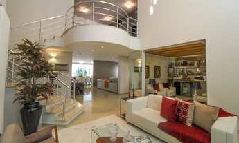 Imagem 7: Casa de condomínio sobrado para venda possui 780 metros quadrados