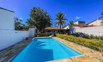 Imagem: Casa com piscina para locação no Barroco