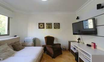 Imagem 5: Excelente apartamento reformado em rua tranquila com muito verde!