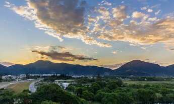 Imagem 7: LINDA COBERTURA DECORADA COM PISCINA