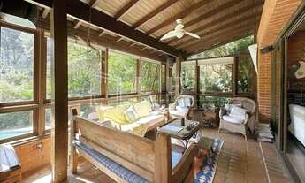 Imagem 7: Linda casa rústica em tijolos aparentes