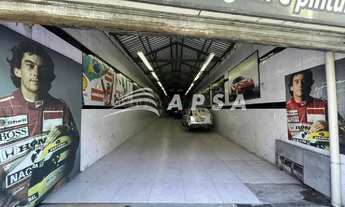 Imagem: NA MOVIMENTADA RUA DO CATETE, SURGE UMA