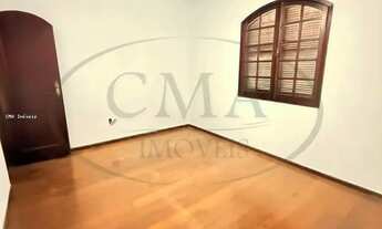 Imagem 3: Casa para Locação em Macaé, Centro, 4 dormitórios, 1 suíte, 4 banheiros, 2 vagas