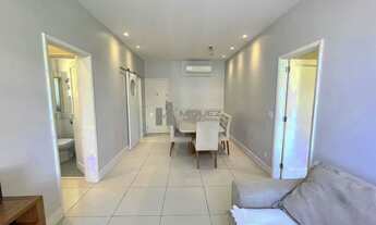 Imagem 5: Belíssimo apartamento à venda na Rua Radmaker, ao lado da Praça Xavier de Brito. São 3 qua