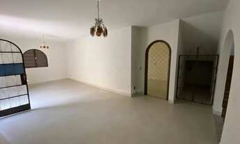 Imagem 6: Casa comercial para alugar na Região Central de Londrina no bairro Boa Vista com 3 quartos