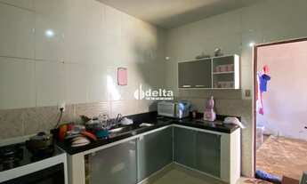 Imagem 7: Casa residencial com 2 quartos disponível para venda no bairro Jardim Europa em Uberlândia