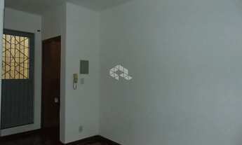 Imagem 7: Apartamento de 2 quartos com sacada no Bairro Higienópolis na Plínio Brasil MIlano e próxi