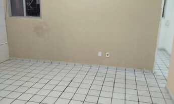 Imagem 4: ALUGO APARTAMENTO 2/4 COM GARAGEM