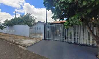 Imagem 4: Casa para Venda em Londrina, Conjunto Farid Libos, 4 dormitórios, 1 suíte, 3 banheiros, 4