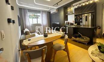 Imagem 2: Apartamento totalmente reformado com 2 quartos, 1 banheiro e 69,00 m2 de área