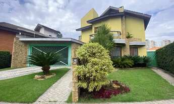 Imagem: Sobrado de Luxo com 3 Suítes e Piscina