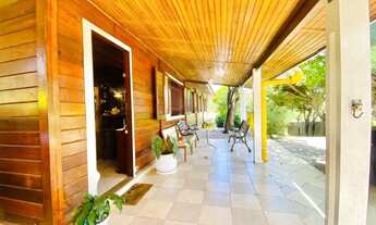 Imagem 2: Vende-se esta casa com fantástico por de Sol no bairro Jardim Estância Brasil!