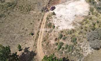 Imagem 5: Belo Terreno Plano à Venda na Região do Parque da Água Santa - Campos do Jordão/SP