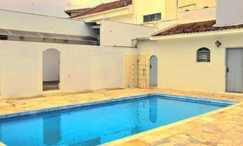 Imagem: Casa para aluguel com 700 metros quadrados