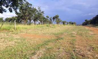 Imagem 7: Área 9.800,00m². Frente Terminal da Petrobras, Frente p/ Rua do Prata. Acesso BR-497