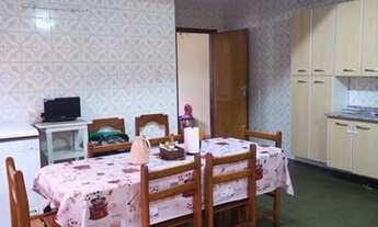 Imagem 7: Sobrado para venda possui 370 metros quadrados com 3 quartos em Vila Homero Thon - Santo A