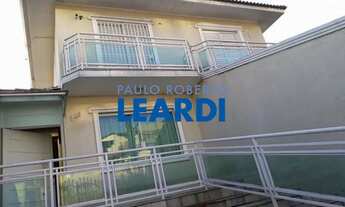 Imagem: SOBRADO - ARUJAMÉRICA - SP