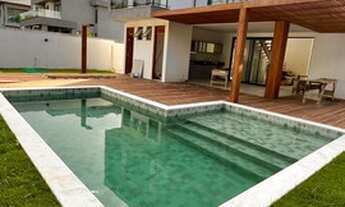 Imagem 5: Casa para aluguel e venda com 294 m2, 4 suítes, piscina, no Alphaville Litoral Norte 1