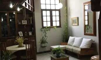 Imagem: Casa em rua principal do Guamá, próximo