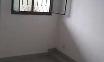 Imagem 6: Vendo Casa Em Anchieta Frente Para Rua Toda Em Piso Frio Facilito-Também Vendo 1 Kitinete