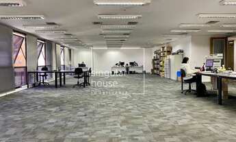 Imagem: 250 m² 5 vagas