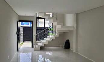 Imagem 5: Excelente Sobrado com excelente padrão de acabamento de frente para rua no bairro Cajuru