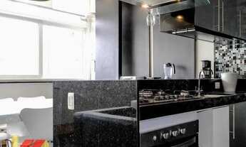 Imagem 3: Apartamento Duplex com 3 quartos, 2 suites, finamente reformado e decorado à venda em Copa