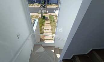 Imagem 2: Casa Condomínio Fechado à venda, 3 quartos, 1 suíte, 2 vagas, Cond. Casas Alto Paradiso