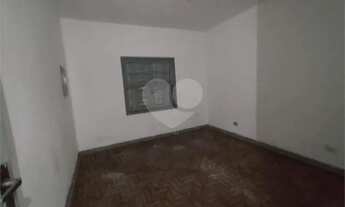 Imagem 7: Casa TÉRREA com 2 Dormitórios em ótima localização no Campo Limpo