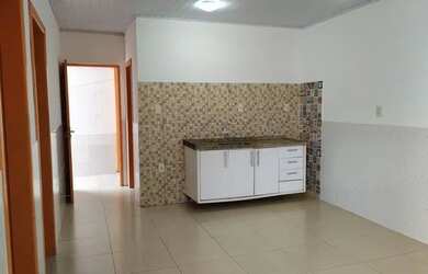 Imagem 3: Casa c/ 2 Quartos, anual, sem mobília à 300m da praia dos Ingleses