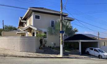 Imagem: Casa com 03 dormitórios para locação