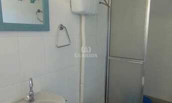 Imagem 7: Exclusividade Guarida: Casa residencial ampla de 1 dormitório, com pátio, no bairro Petróp