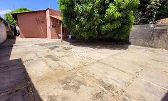 Imagem 6: Casa para venda, 13m x 32,5 metros, ampla área externa, 3 quartos sendo 1 suíte no bairro