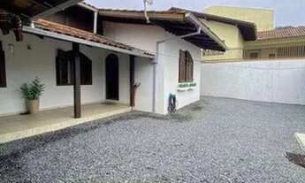 Imagem 3: Casa para venda com 196 metros quadrados com 3 quartos em Petrópolis - Porto Alegre - RS