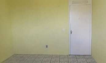 Imagem 3: Apartamento com 2 dormitórios para alugar, 57 m² por R$ 869,01/mês - Jacarecanga - Fortale