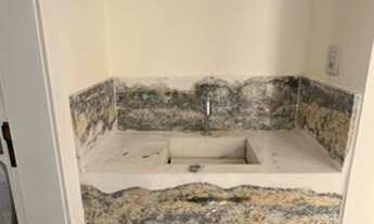 Imagem 3: Casa para aluguel e venda com 294 m2, 4 suítes, piscina, no Alphaville Litoral Norte 1