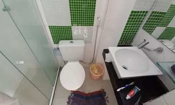 Imagem 6: Quarto grande em apartamento