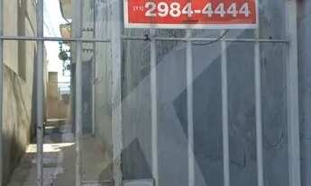 Imagem: Sobrado com 2 quartos, sala, cozinha, banheiro