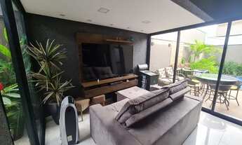 Imagem 3: Apartamento para aluguel possui 164 metros quadrados com 4 quartos