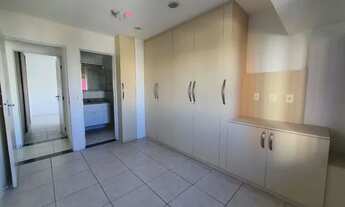 Imagem 5: Alugo nas Graças (187m2, 4 qtos, 4 banheiros, 2 vagas garag,piscina, playground