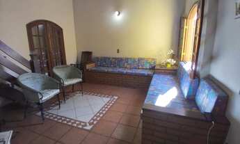 Imagem 5: Praia grande temporada