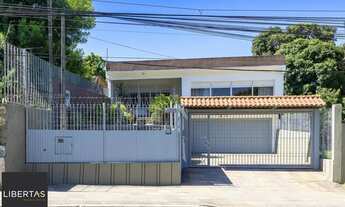 Imagem: Casa de alvenaria, 4 dormitórios, 2 suítes