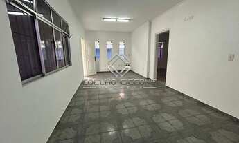 Imagem 2: Casa Comercial com 3 salas, 1 banheiro social, 2 vagas de garagem para Locação, 120m² por