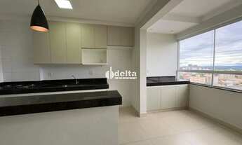 Imagem 4: Apartamento com 3 quartos sendo 1 suíte disponível para locação no bairro Umuarama em Uber