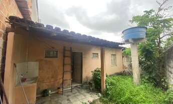 Imagem 4: Casa a venda no Bairro campinho em Porto Seguro . 2/4 1 sala cozinha americana 1 banheiro