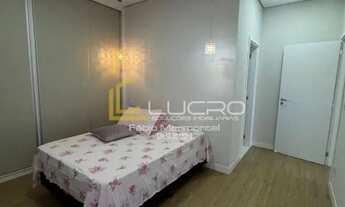 Imagem 13: Casa em Condomínio Fechado para venda com 360 m² e 3 quartos em Vila Serrão, Bauru - SP