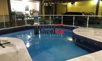 Imagem: Casa de rua / Residencial / Moneró