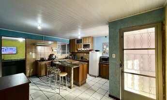 Imagem 2: Casa com Dois Quartos e Edícula no Jardim Carmen!